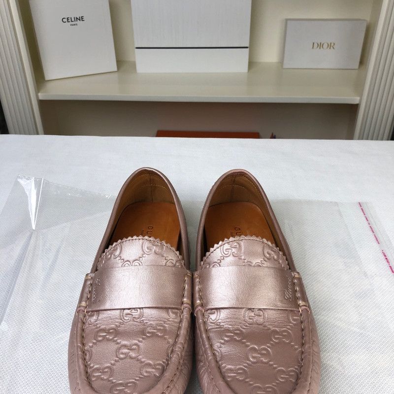 Gucci Gucci Leather Loafers in Soft Pink 0079 Size US 6.5 / EU 39-40 - 1 Thumbnail