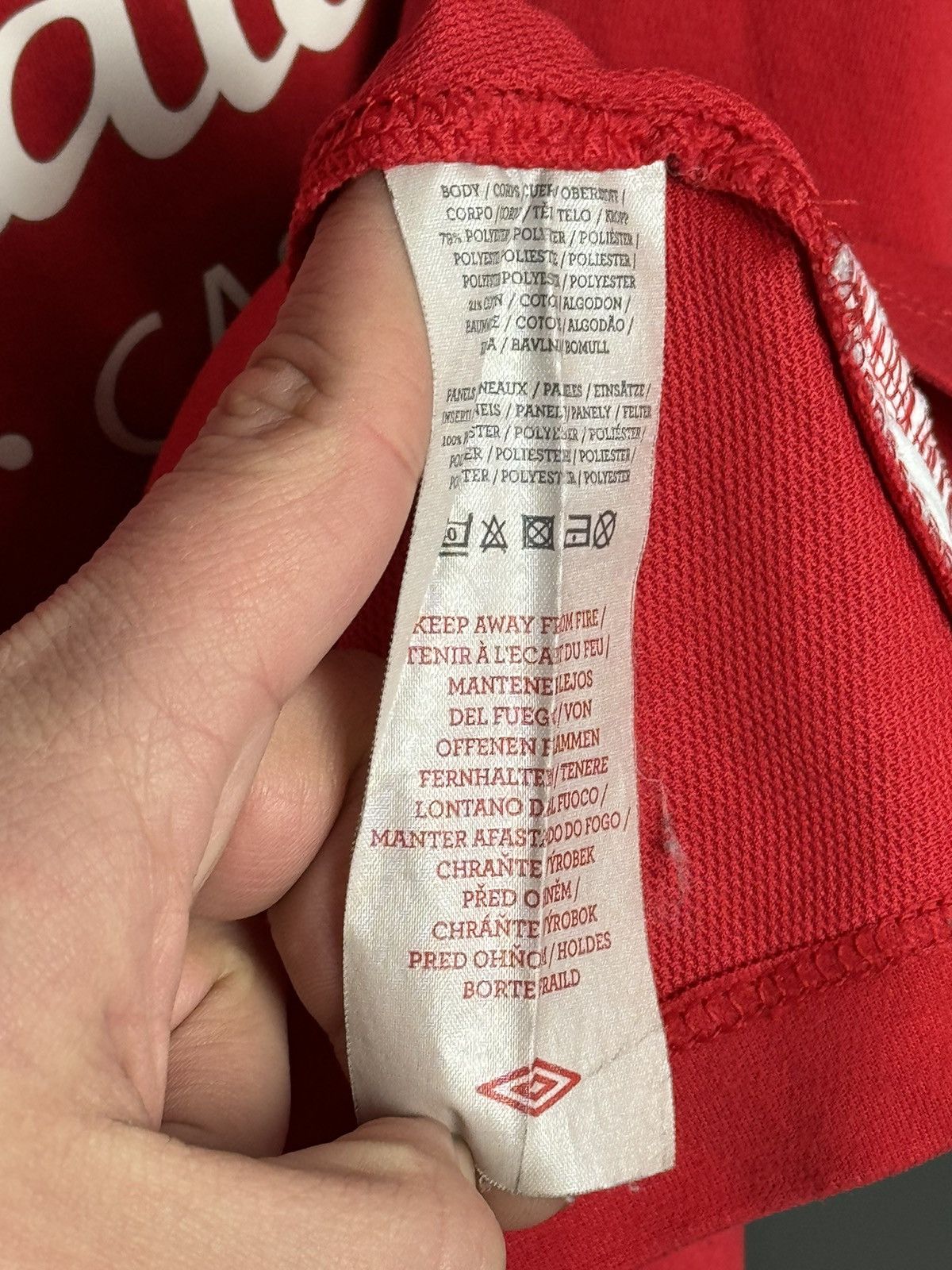 Umbro Nottingham Forest 11/12 Home Football Jersey Size US M / EU 48-50 / 2 - 7 Thumbnail