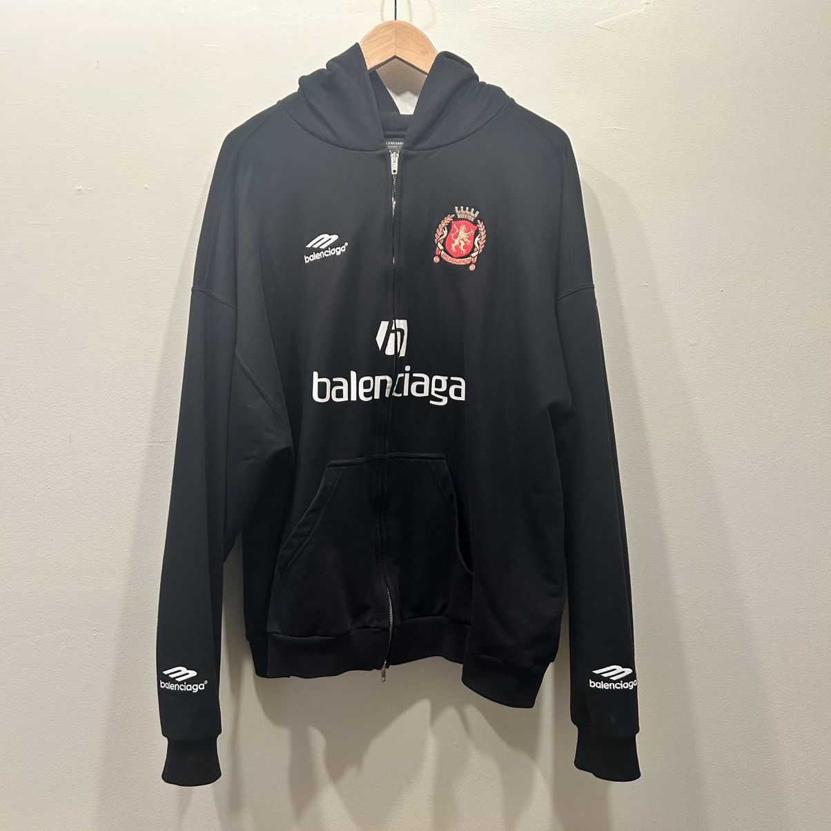 Balenciaga Balenciaga Paris Soccer Zip Up Hoodie Size US XXL / EU 58 / 5 - 1 Thumbnail