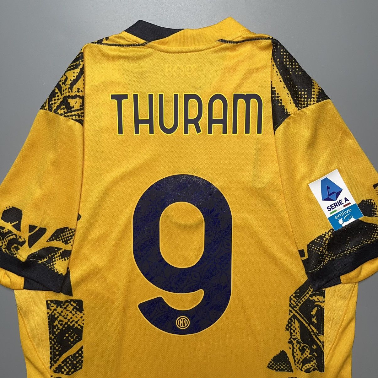 Vintage INTER NIKE 2024/2025 FOOTBALL THIRD JERSEY #9 THURAM Size US M / EU 48-50 / 2 - 10 Thumbnail