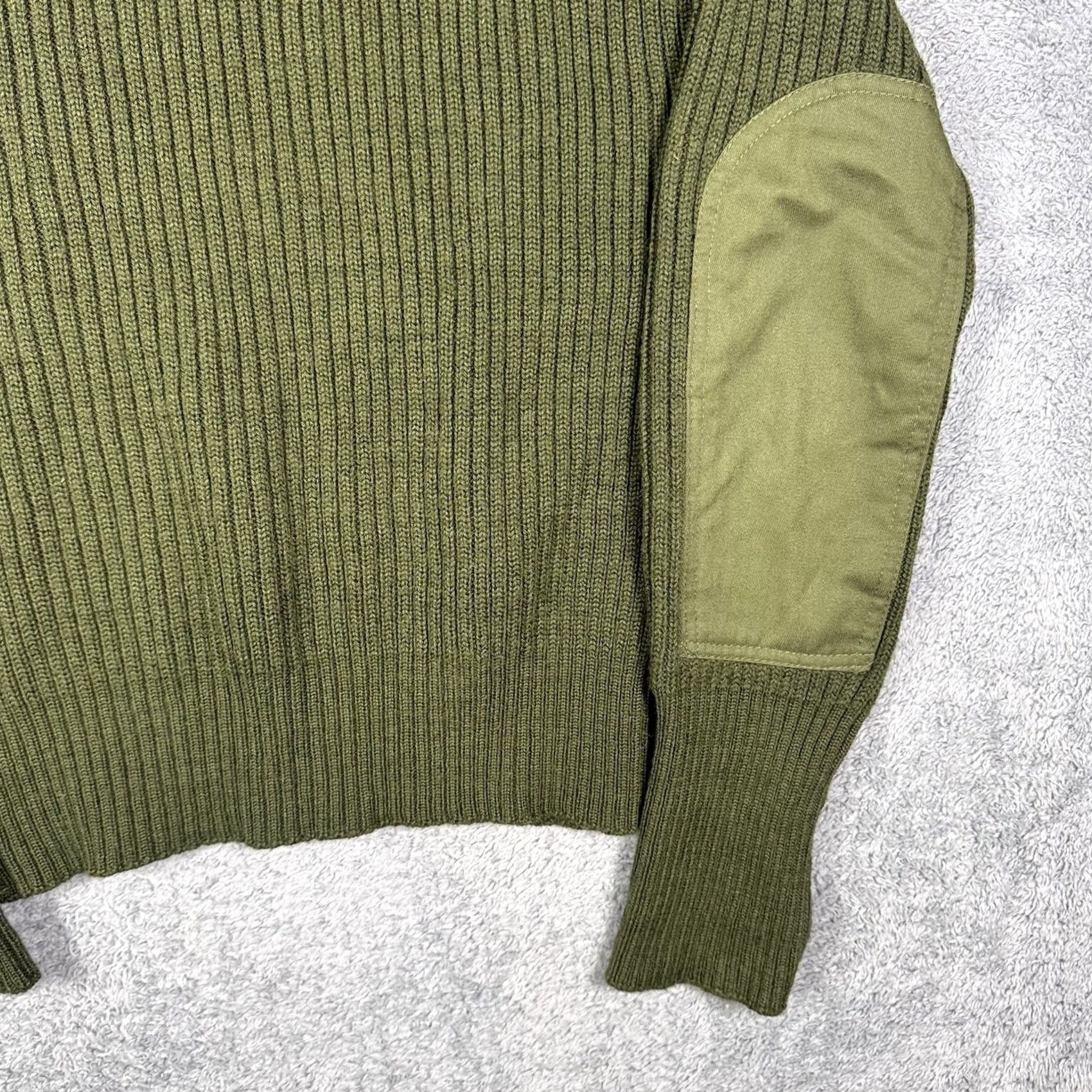 Vintage VINTAGE Mitts Nitts Sweater Mens L Green Service Wool Epaulette Men DefenseLogistics Agency Valor Size US L / EU 52-54 / 3 - 3 Thumbnail