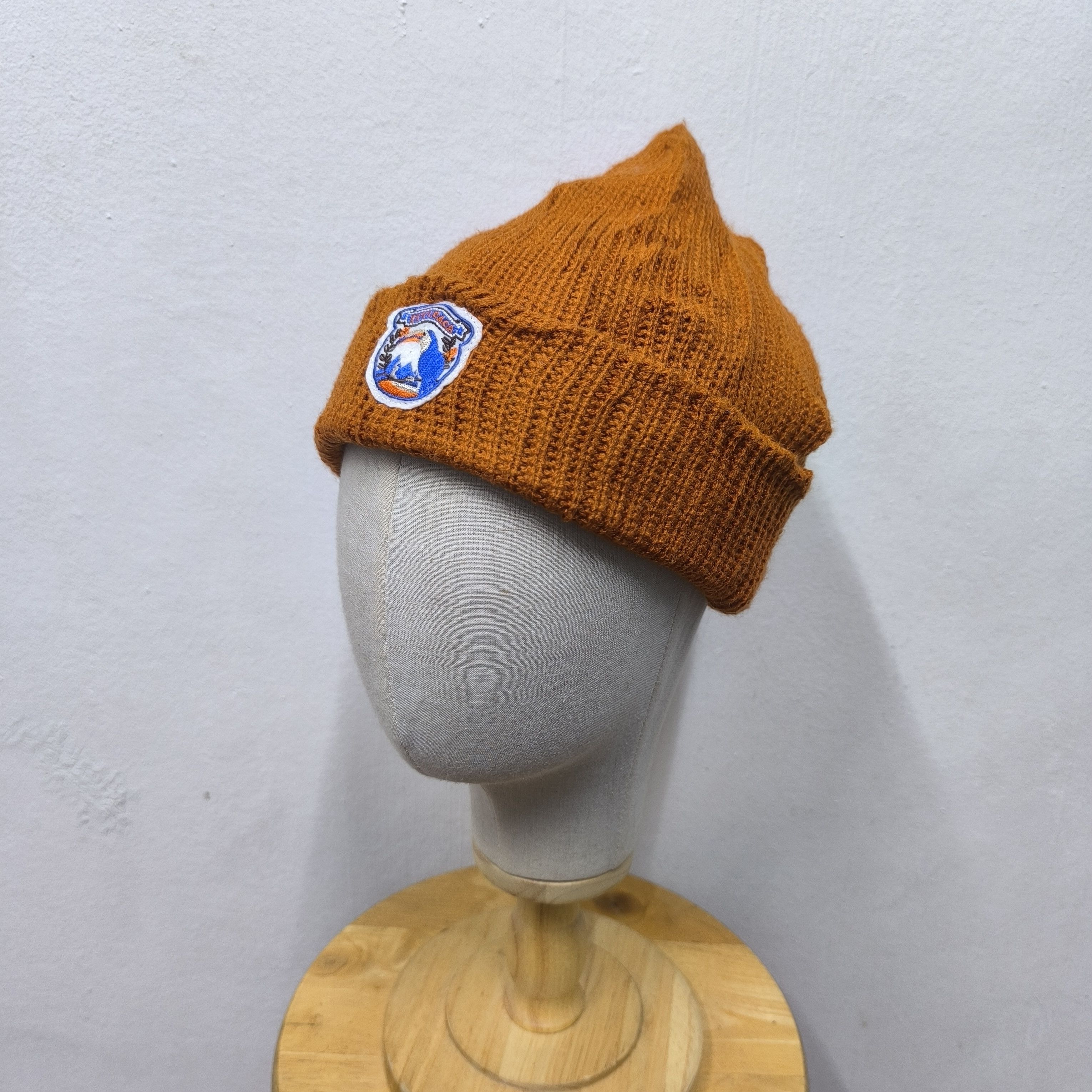 45rpm 💥 Japanese brand titicaca outdoor style short beanie hat Size ONE SIZE - 2 Thumbnail