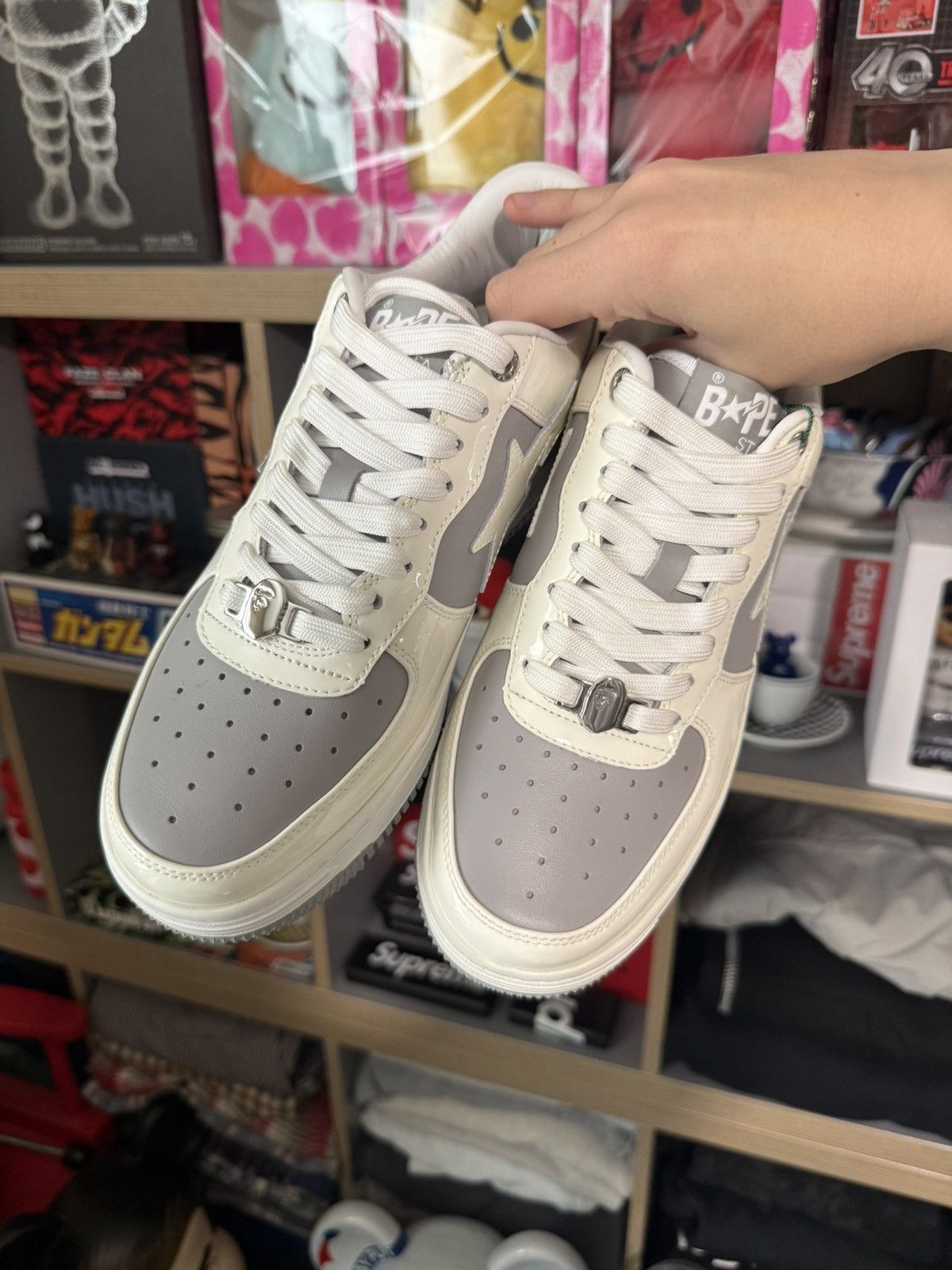 Bape Bathing Ape Bapesta White/Grey Low Size US 9 / EU 42 - 2 Thumbnail