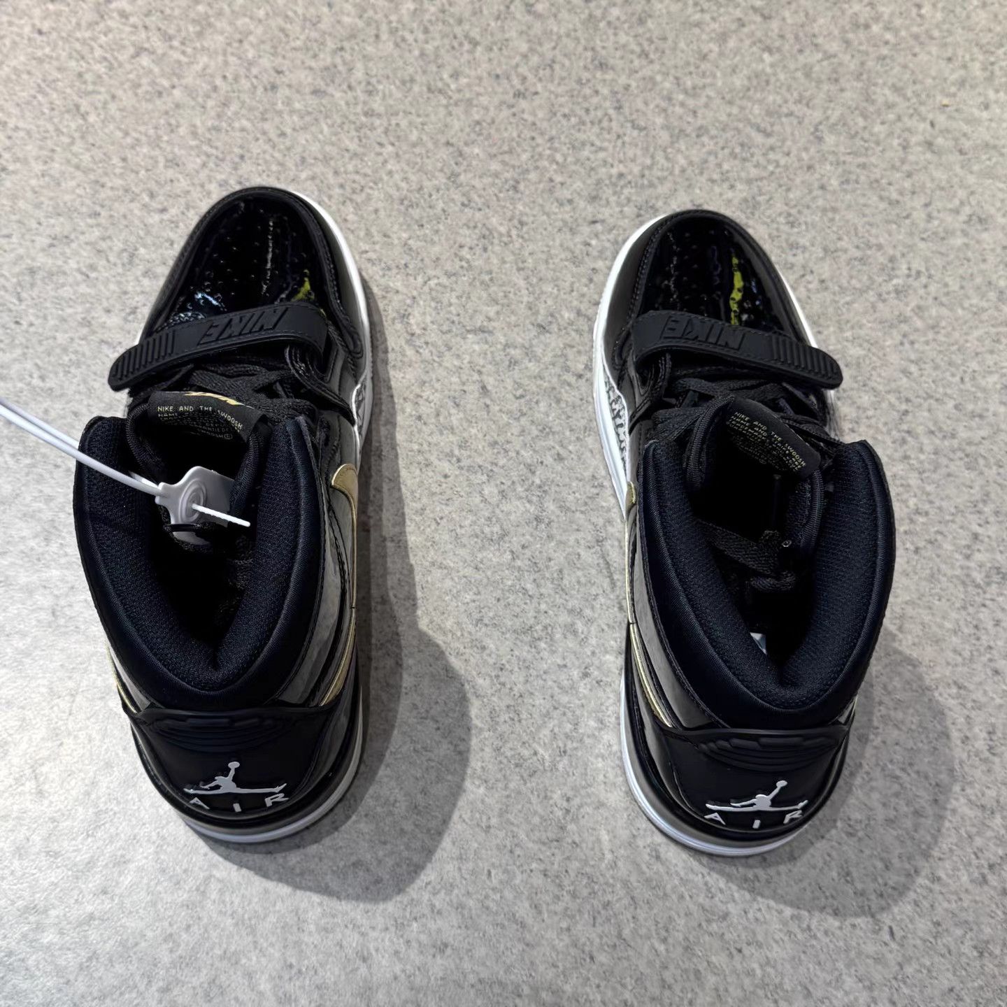 Jordan Brand Air Jordan 1 Legacy 312 Basketball Shoes K15 Size US 9.5 / EU 42-43 - 8 Thumbnail