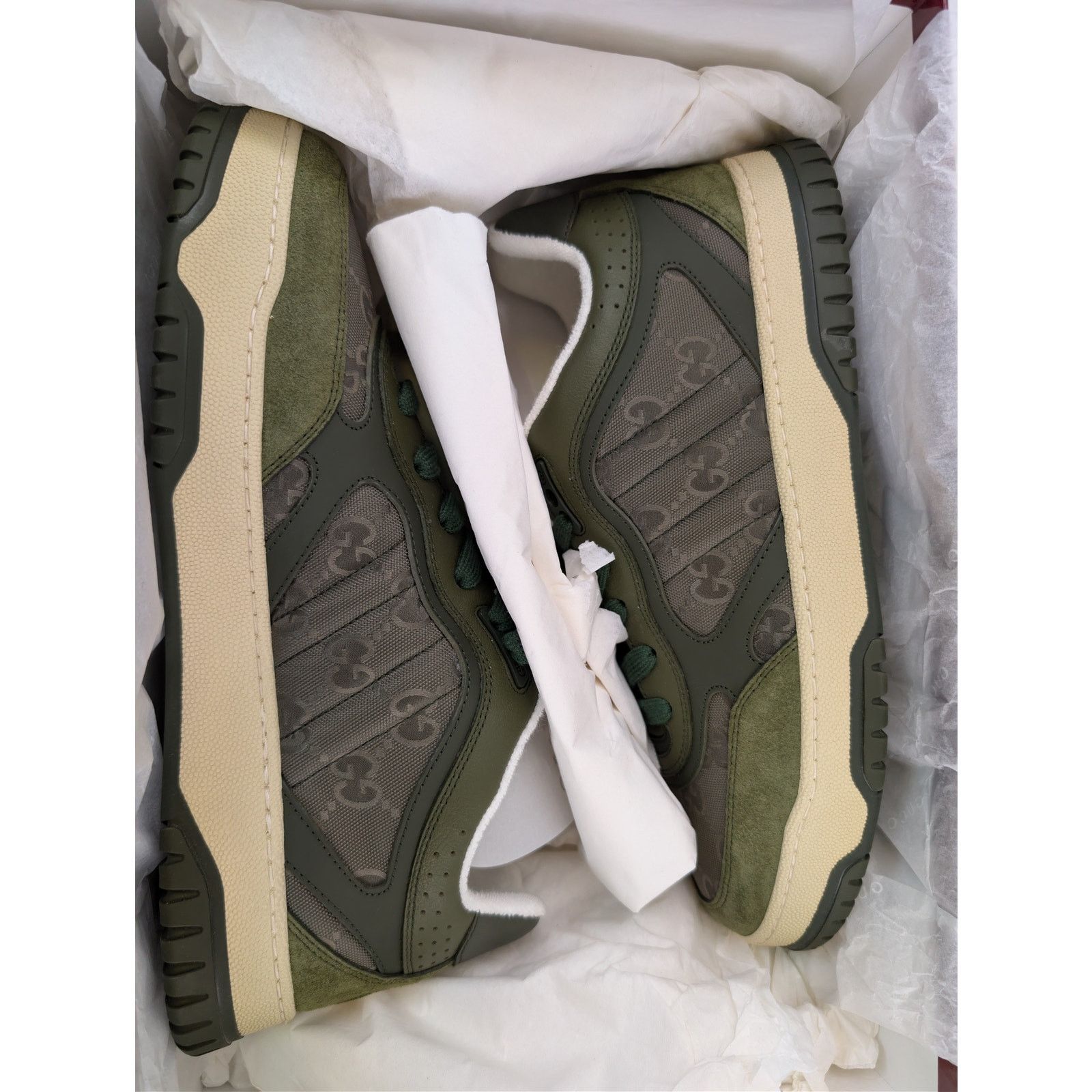 Gucci o1rshd1 GG Supreme fabric and suede Re-Web sneaker in green Size US 9 / EU 42 - 21 Thumbnail