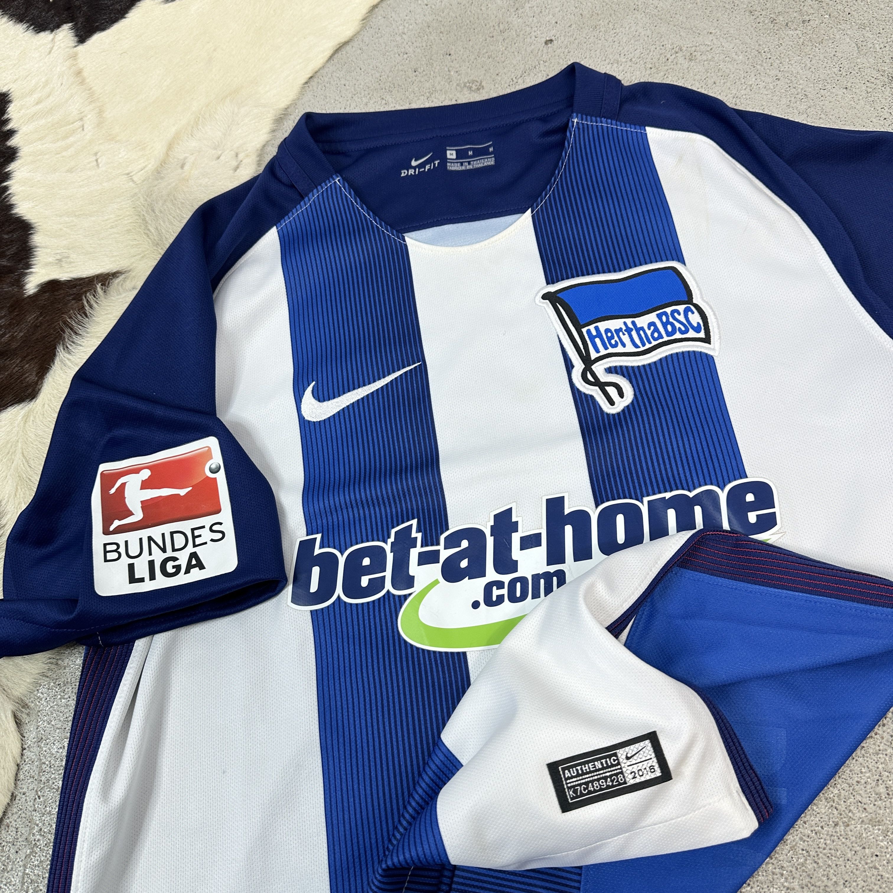 Nike × Vintage Jersey Nike Hertha BSC 17/18 Home Size US M / EU 48-50 / 2 - 3 Thumbnail