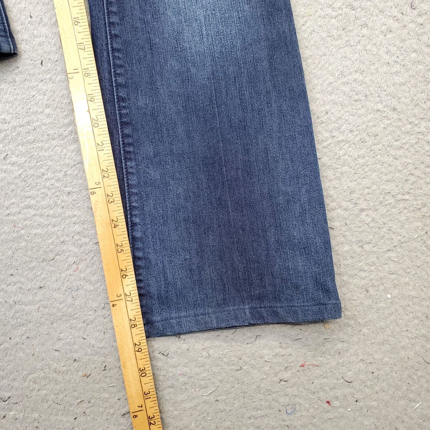 Loft LOFT Women's Jeans Main Flare Denim Blue Stretch 2/26 29.5" Waist 14.75" Across 28.75" Inseam 37.75" Outseam Vintage No Streetwear Size 26" / US 2 / IT 38 - 4 Thumbnail