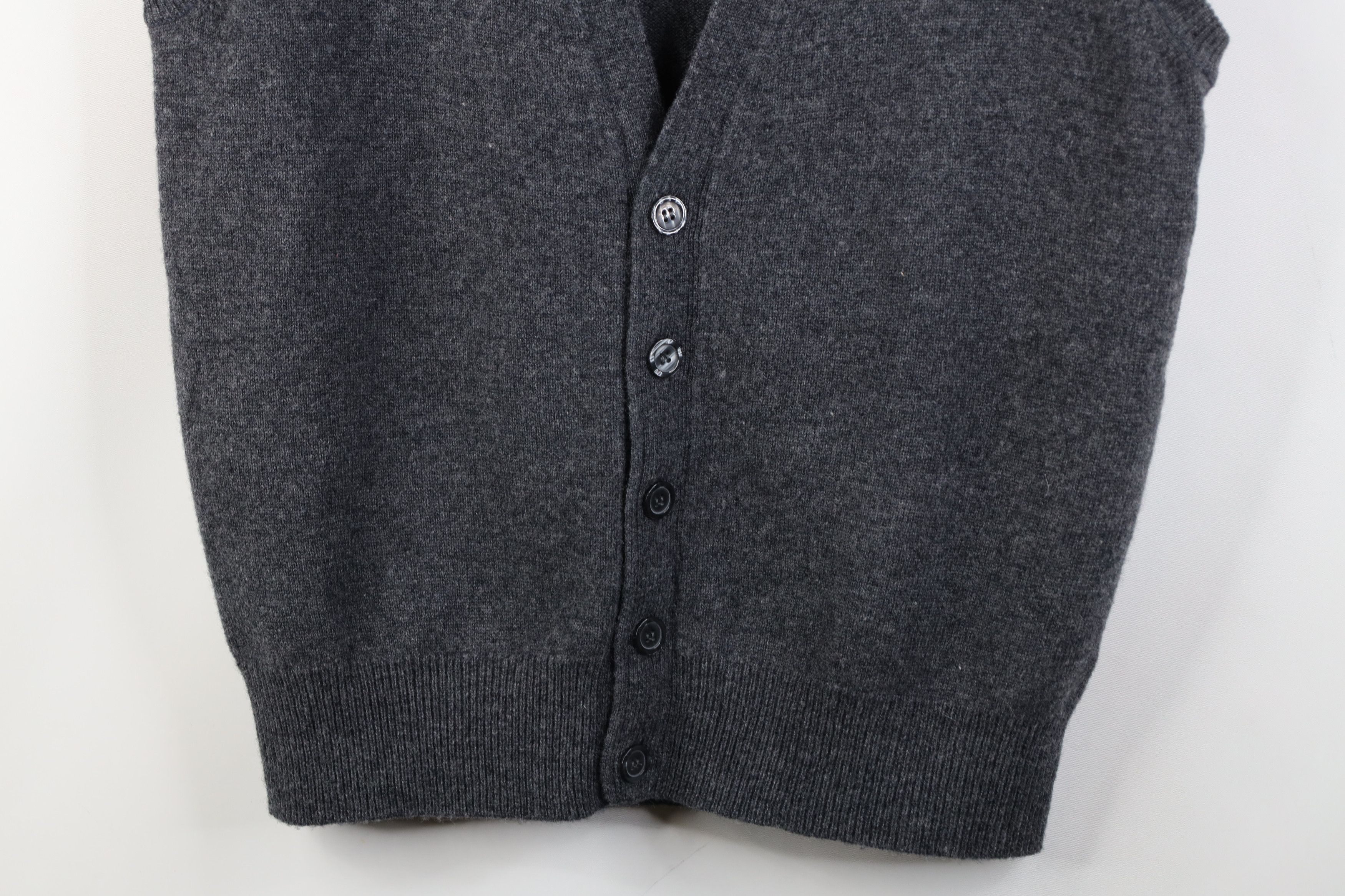 Vintage Vintage 90s Streetwear Lambswool Cardigan Sweater Vest Gray Size US L / EU 52-54 / 3 - 3 Thumbnail
