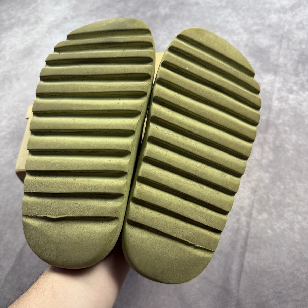 Adidas × Yeezy yzy slide Size US 9 / EU 42 - 4 Thumbnail