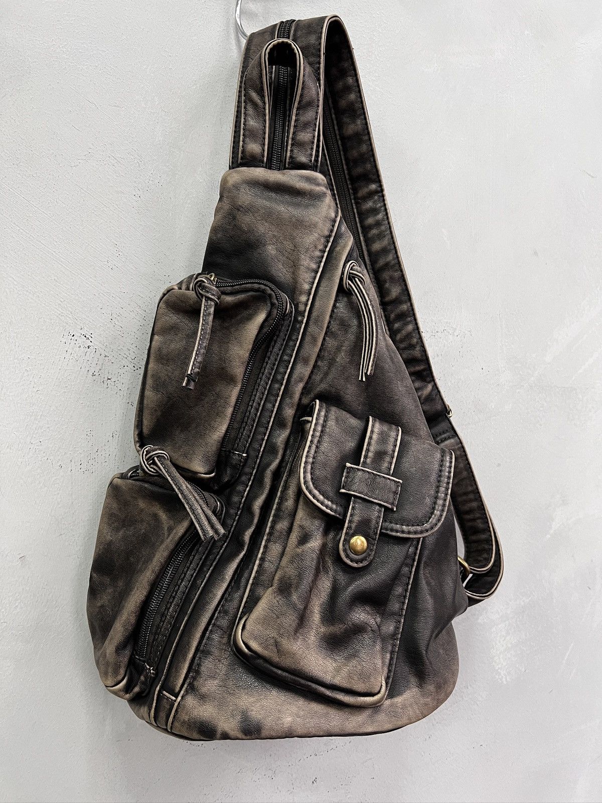 Rare 14th addiction style leather sling bag multipocket y2k