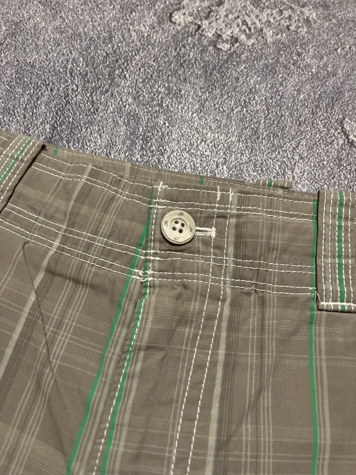 Nike × Vintage Y2K vintage Nike shorts 90s swoosh Streetwear rare hype Size US 35 - 5 Thumbnail