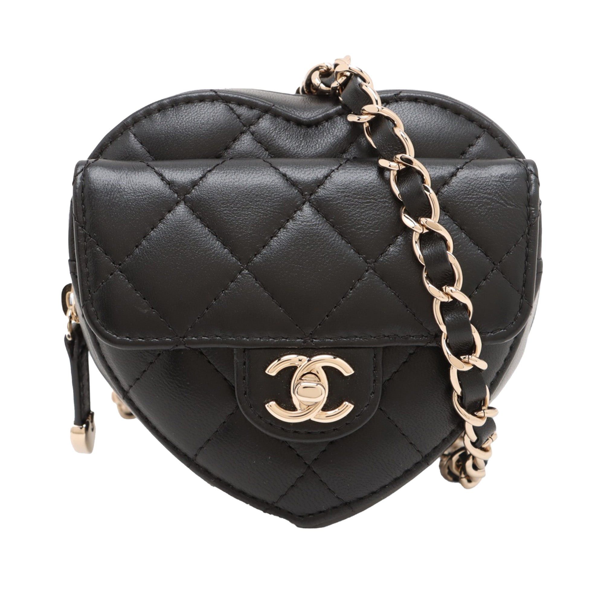 Chanel Lambskin CC in Love Heart Belt Bag Size ONE SIZE - 1 Thumbnail