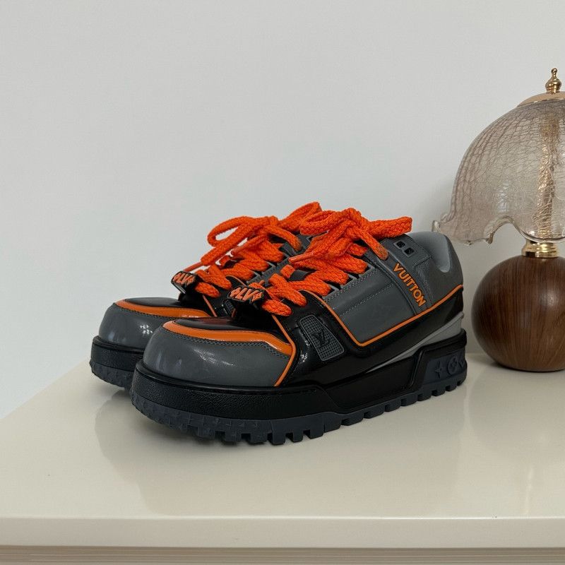 Louis Vuitton Louis Vuitton Trainer Maxi Low-Top Sneakers 0079 Size US 8 / EU 41 - 1 Thumbnail