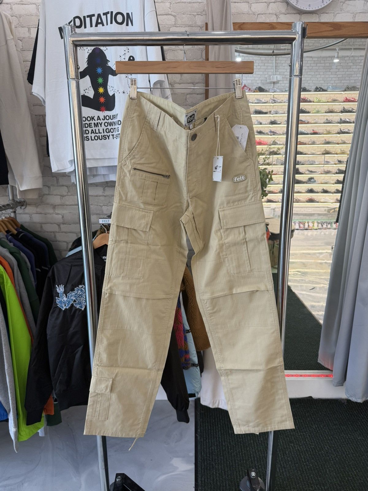 FELT FELT “Field Khaki Cargo Pants Size US 30 / EU 46 - 1 Thumbnail