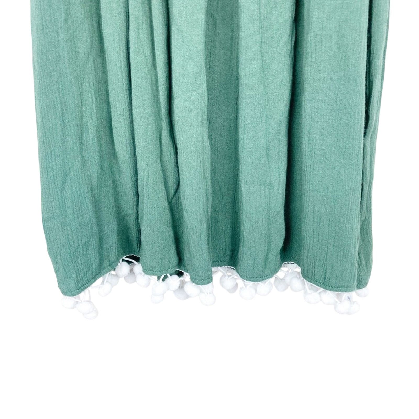 Other Francesca's Green Embroidered Off The Shoulder Top Sz S Size S / US 4 / IT 40 - 2 Thumbnail