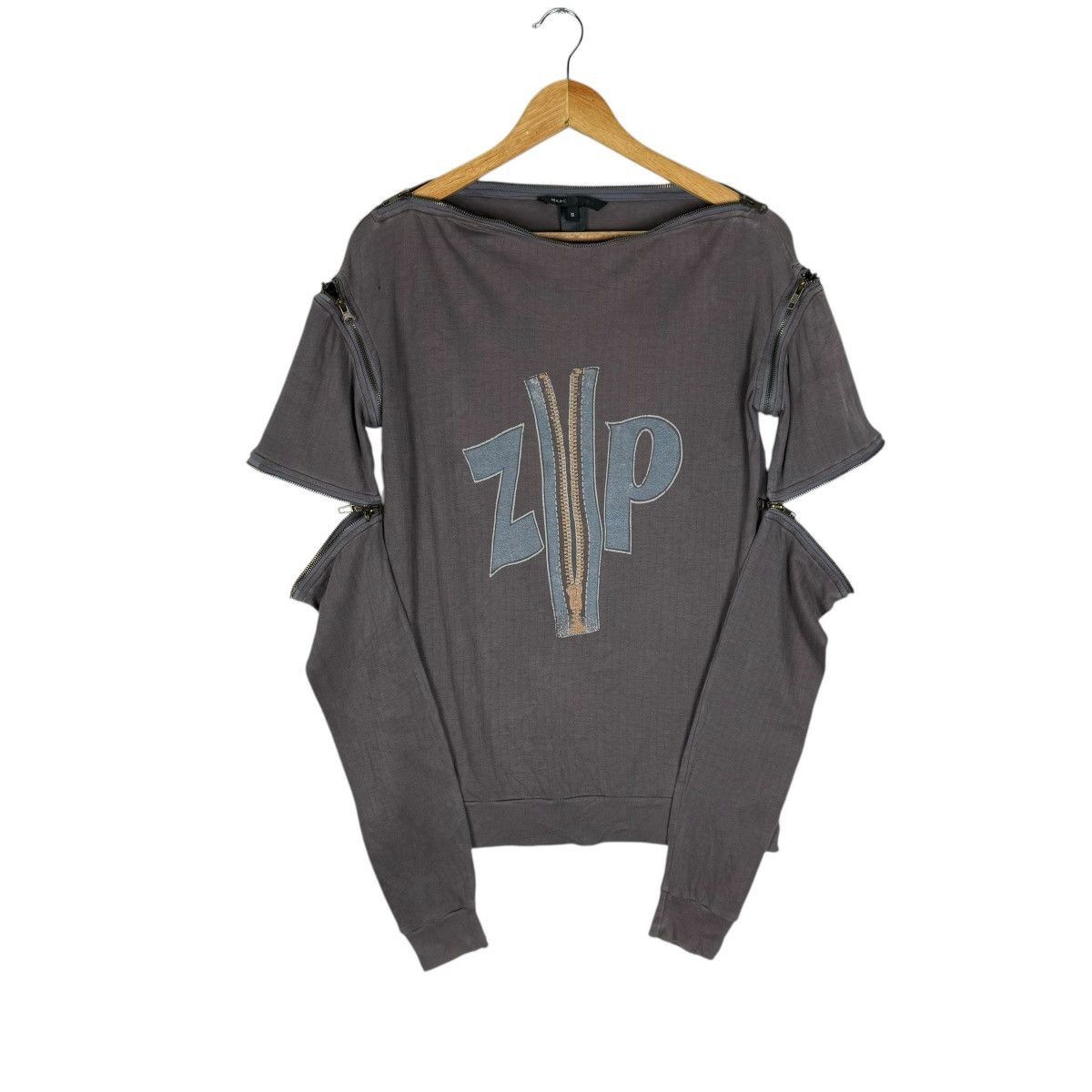 Marc Jacobs Marc Jacobs Small Part Zip Long Sleeve Sweater (153) Size S / US 4 / IT 40 - 2 Thumbnail