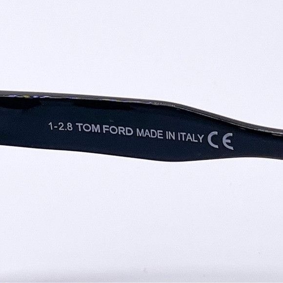 Tom Ford NEW TOM FORD JULIE TF685 05E WOMEN SUNGLASSES FT0685/S BLACK Size ONE SIZE - 7 Thumbnail