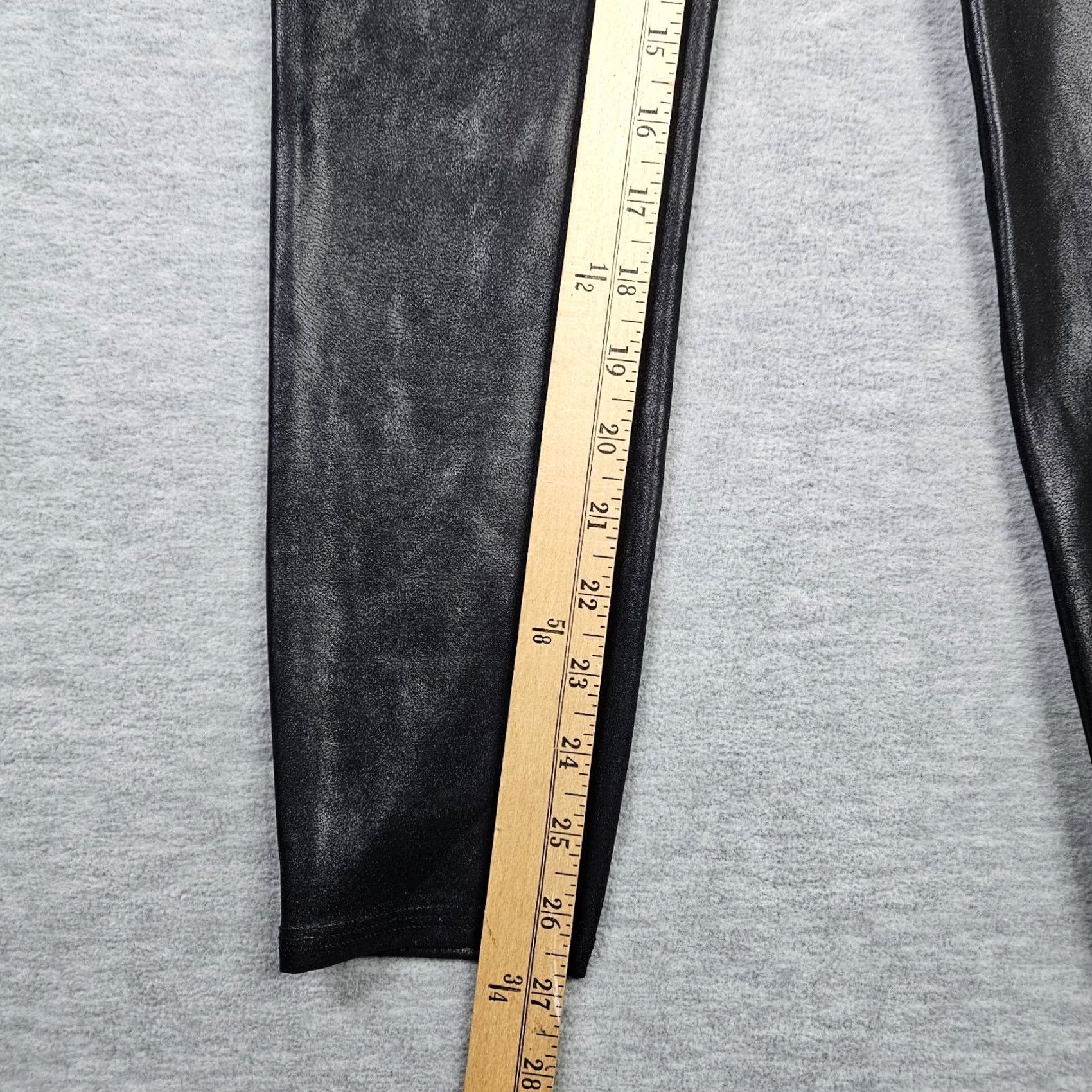 Spanx Spanx Women's Black Faux Leather Casual Skinny Legging Size XL Size 40" / US 18 - 5 Thumbnail