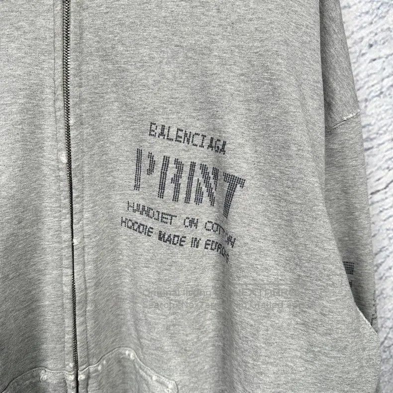 Balenciaga Balenciaga Grey Destroyed Zipper Hooded Sweatshirt Jacket Size US L / EU 52-54 / 3 - 3 Thumbnail
