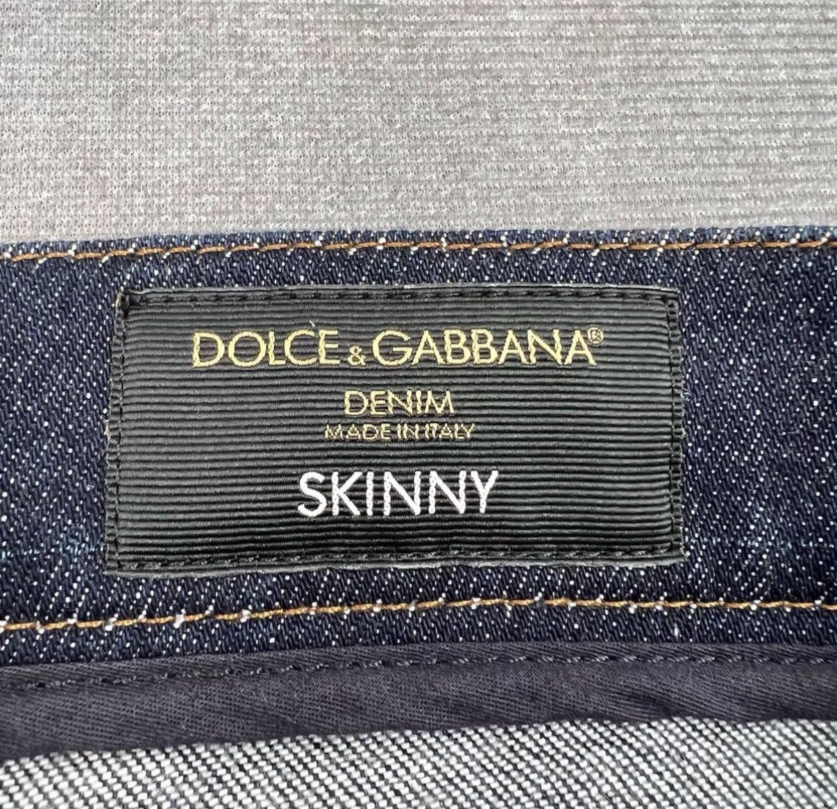 Dolce & Gabbana Dolce & Gabbana Gold-Tag Distressed Washed Denim Jeans Size US 32 / EU 48 - 7 Thumbnail