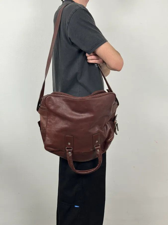 Maison Margiela 2012 Maison Margiela H&M Brown Upside Down Shoulder Leather Bag Size ONE SIZE - 2 Thumbnail