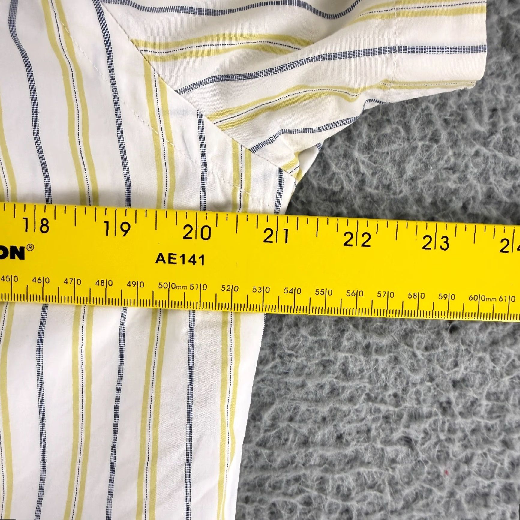Abercrombie & Fitch VINTAGE Abercrombie & Fitch Button-Down Shirt Mens XL Yellow Stripe Muscle Shirt Size US XL / EU 56 / 4 - 5 Thumbnail