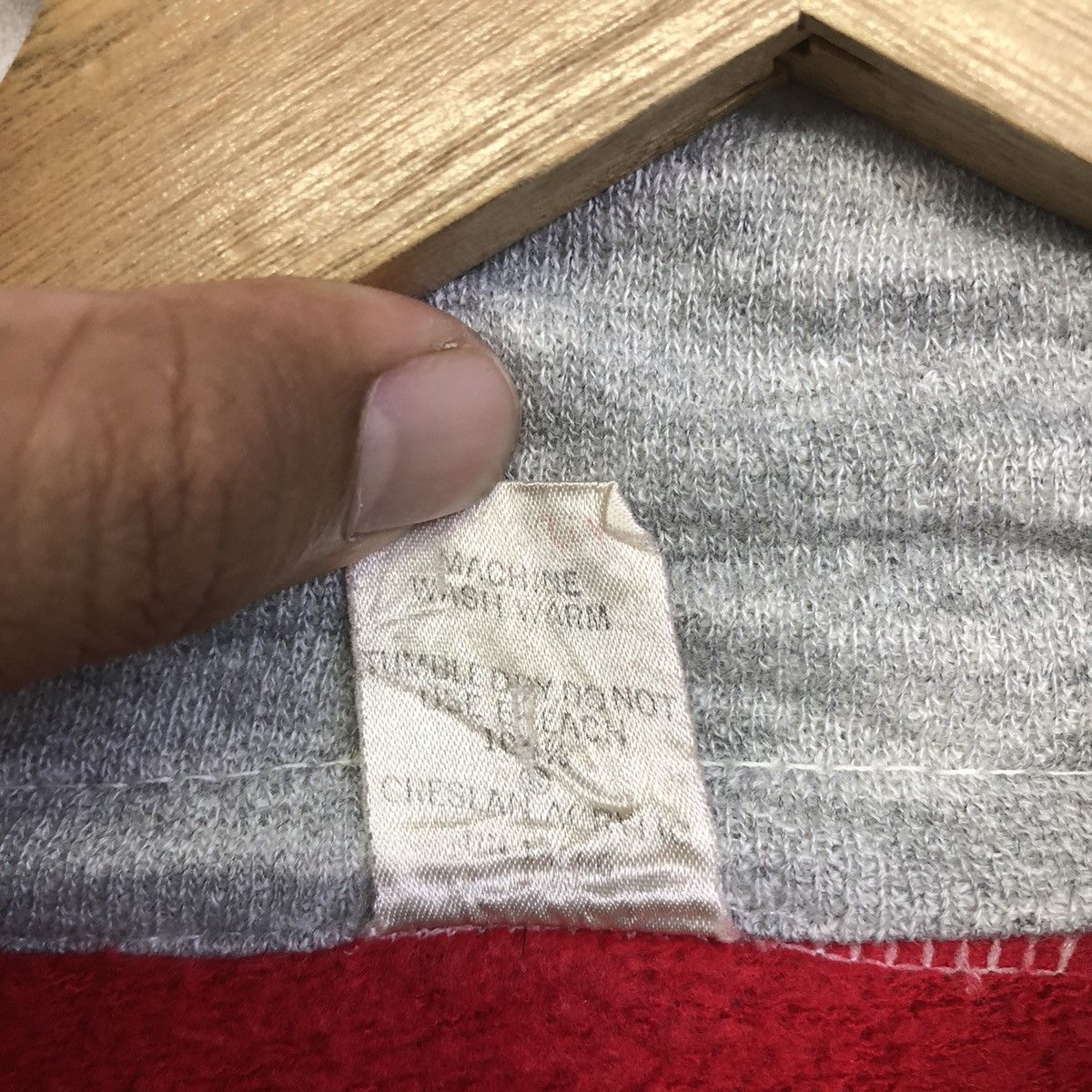 American Rag CRESLAN ACRYLIC VINTAGE SPORTSWEAR SWEATER Size US L / EU 52-54 / 3 - 13 Thumbnail