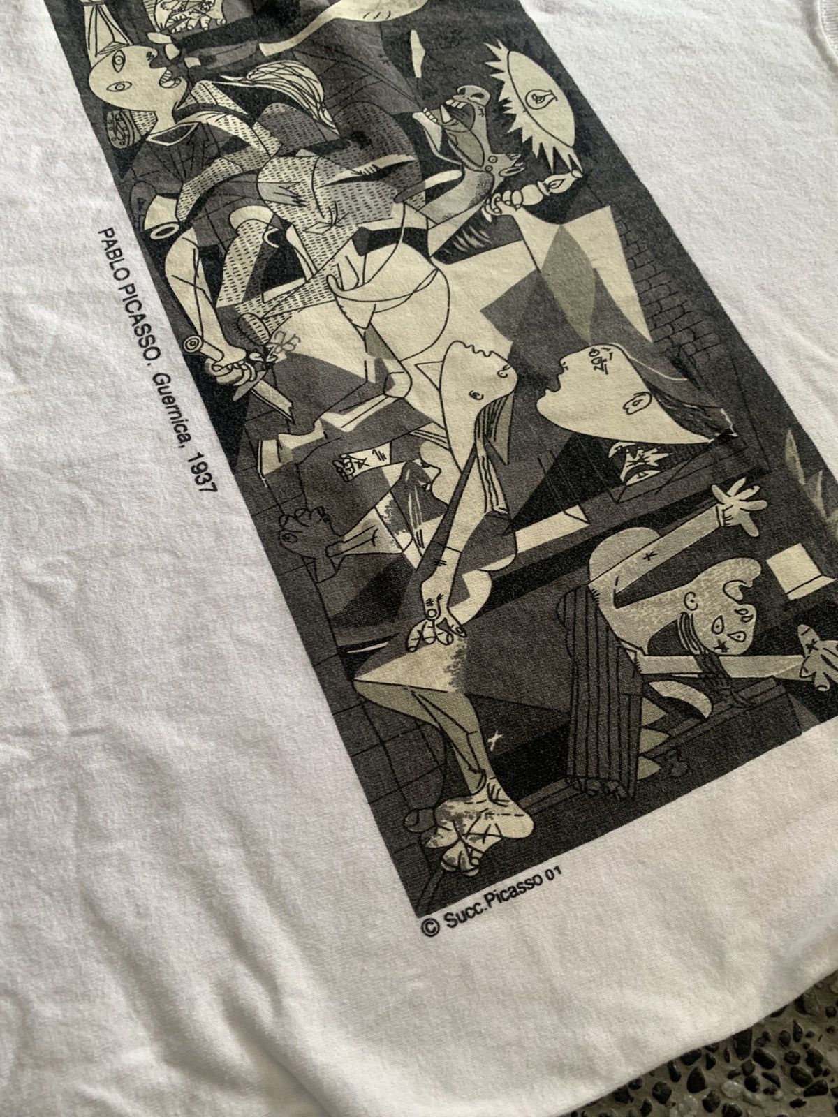 Arts & Science Vintage 2001 Pablo Picasso Art T shirt Size US M / EU 48-50 / 2 - 9 Thumbnail
