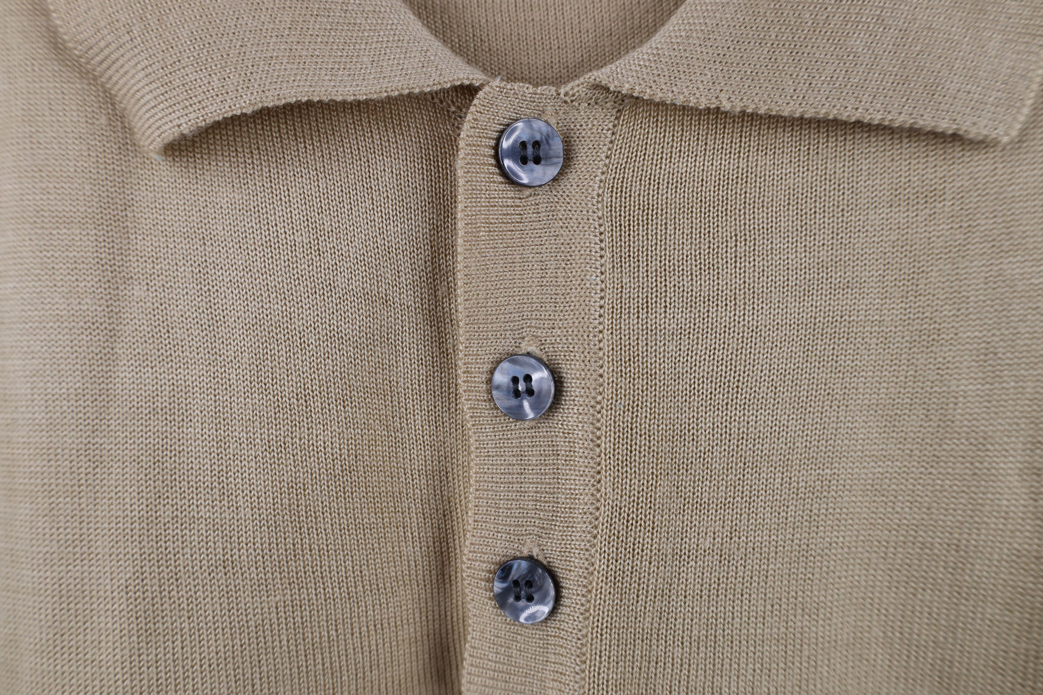 Vintage Vintage 90s Streetwear Knit Short Sleeve Collared Polo Shirt Size US L / EU 52-54 / 3 - 7 Thumbnail