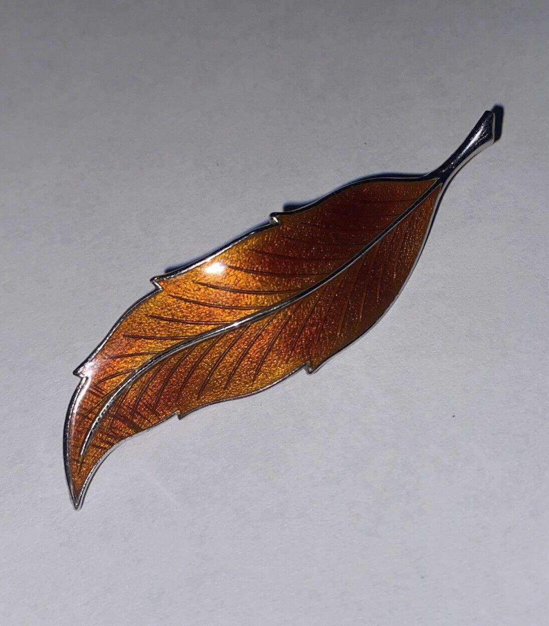 Other Designer Hedy Frosted Sterling Silver Signed Leaf Brooch Pin Size ONE SIZE - 1 Thumbnail