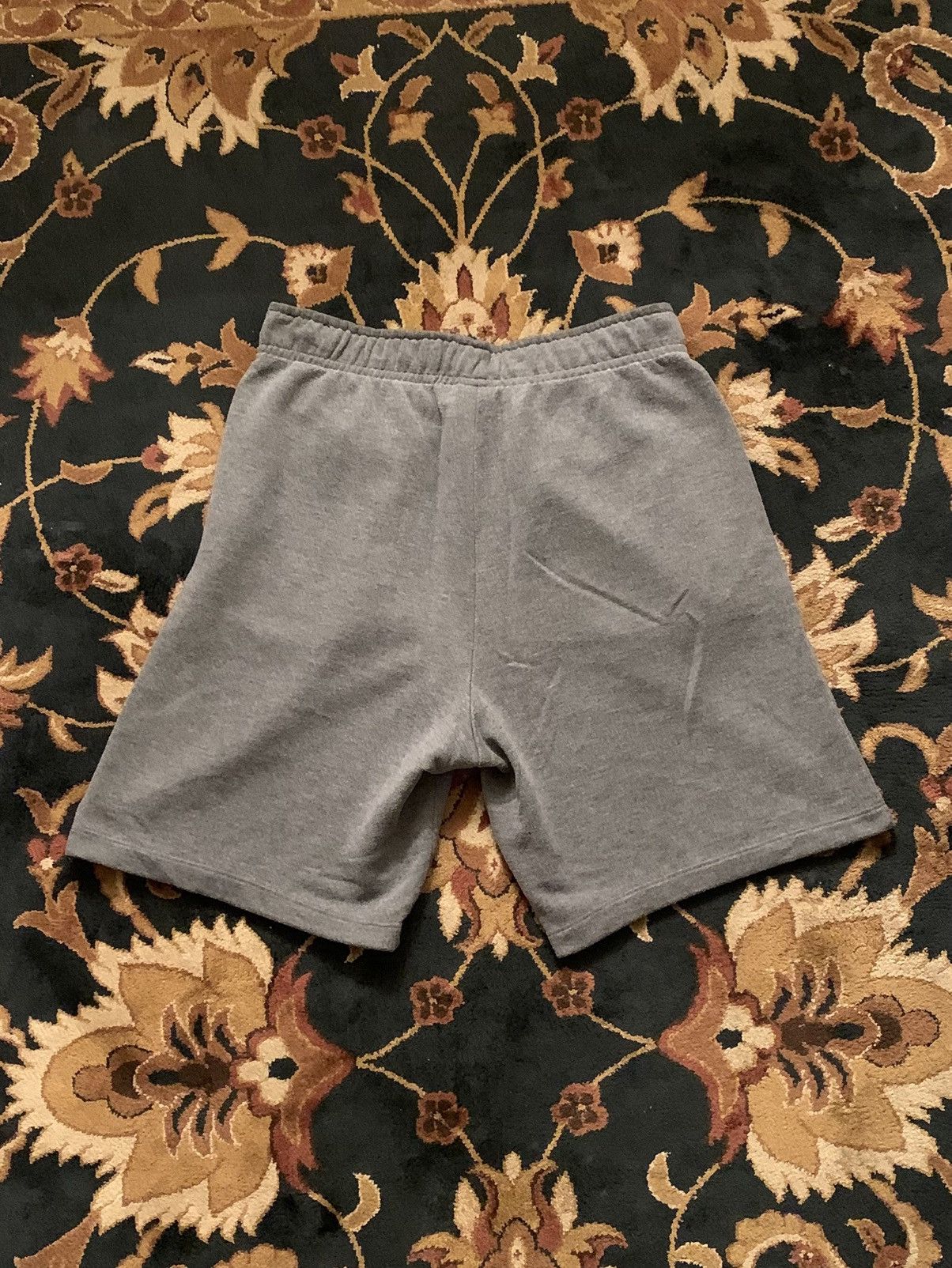Nike Vintage Y2K Nike Dri-Fit Small Swoosh Grey Activewear Shorts Size US 30 / EU 46 - 3 Thumbnail