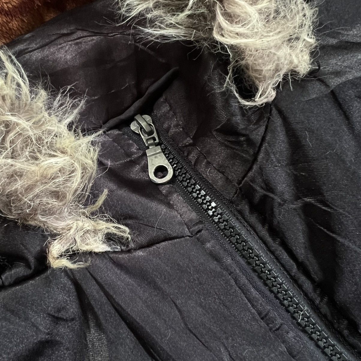Japanese Brand 2000’s Avail Lgb Style Puffer Fur Hooded Jacket Size US L / EU 52-54 / 3 - 3 Thumbnail