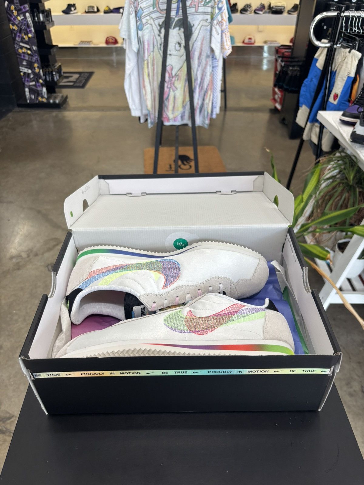 Nike Nike Cortez Be True (2022) Sz. 11.5 Size US 11.5 / EU 44-45 - 9 Thumbnail