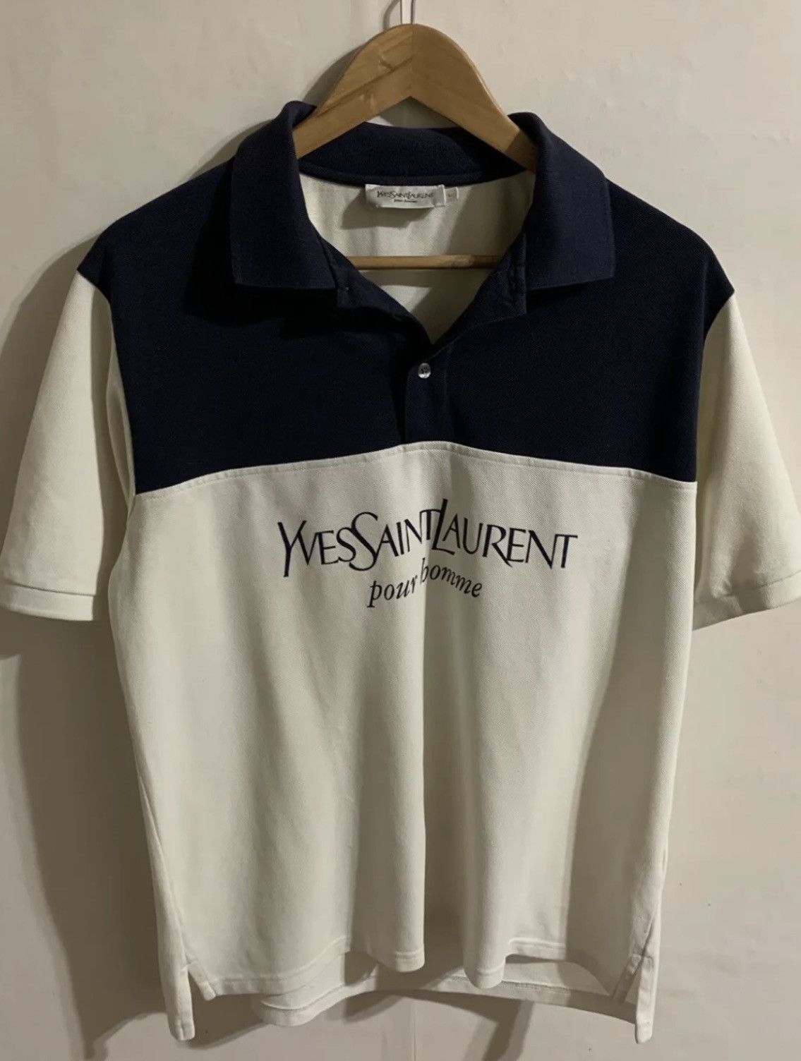 Yves Saint Laurent Yves Saint Laurent polo size XL Size US L / EU 52-54 / 3 - 3 Thumbnail