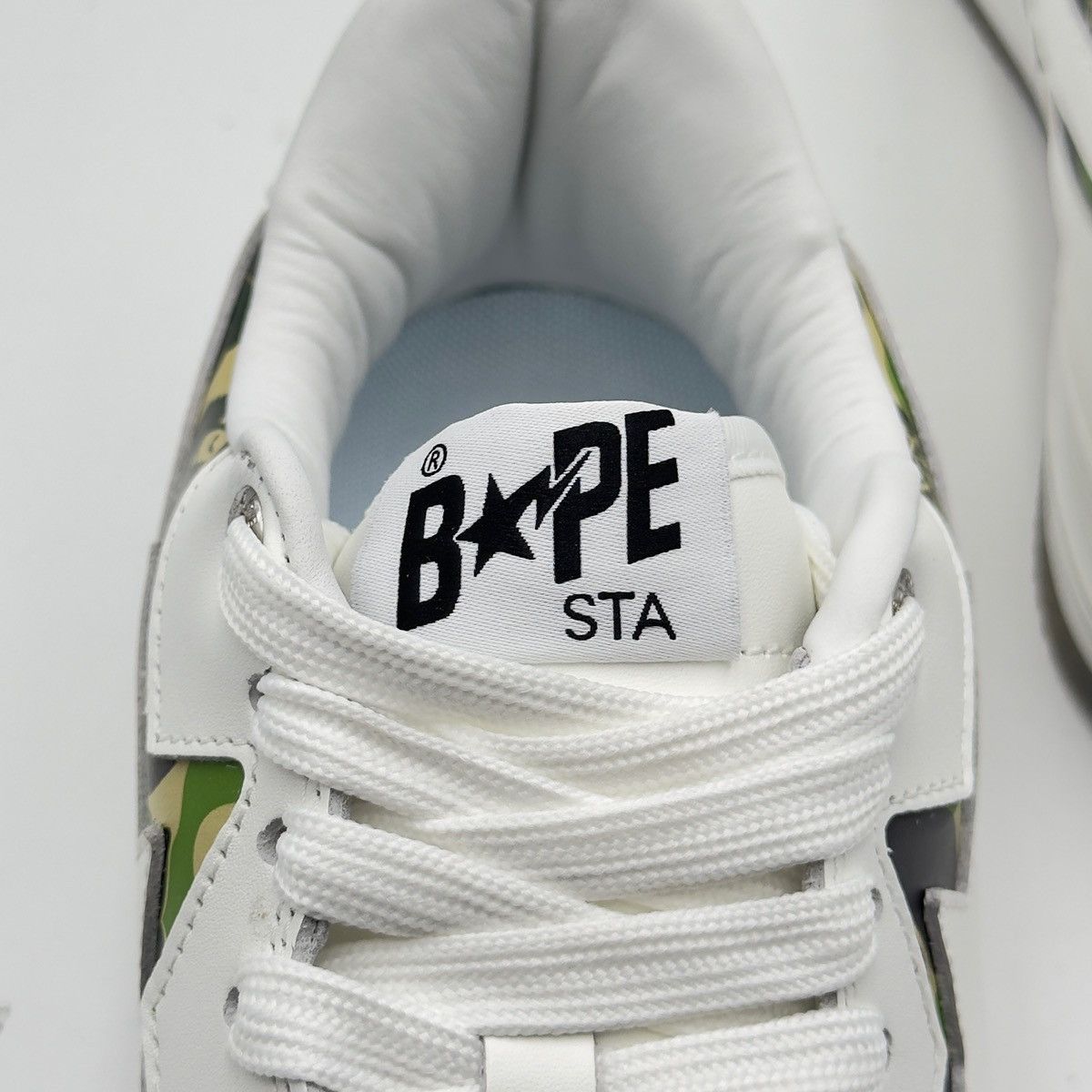 Bape A Bathing Ape Bapesta 2 x BAYC Camo 2023 Size US 8 / EU 41 - 11 Thumbnail