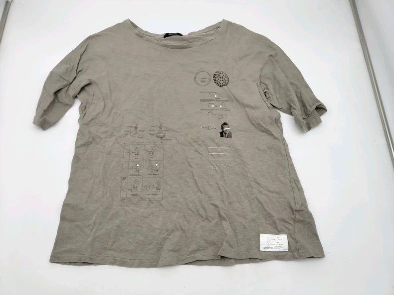 Undercover Undercover Life Graphic T-Shirt in Beige Size US M / EU 48-50 / 2 - 1 Thumbnail