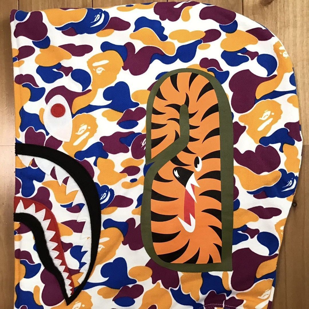 Bape 2023 🔥LA STORE CAMO🔥 shark full zip hoodie BAPE APE Size US XXL / EU 58 / 5 - 5 Thumbnail