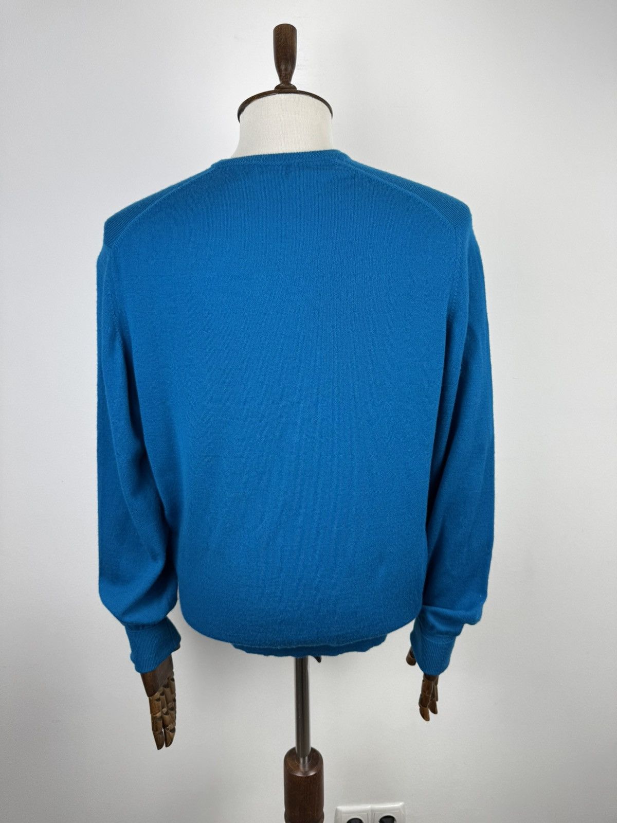 Barrie Men’s Barrie Scotland V-Neck Wool Sweater size 44 Size US XL / EU 56 / 4 - 3 Thumbnail