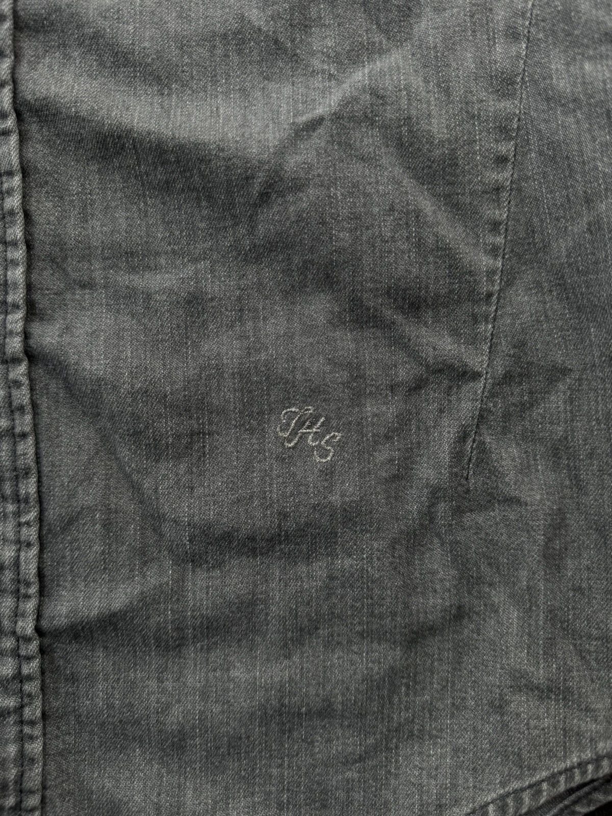 Number (N)ine Number (N)ine 2005 The High Streets Button Up Size US M / EU 48-50 / 2 - 6 Thumbnail