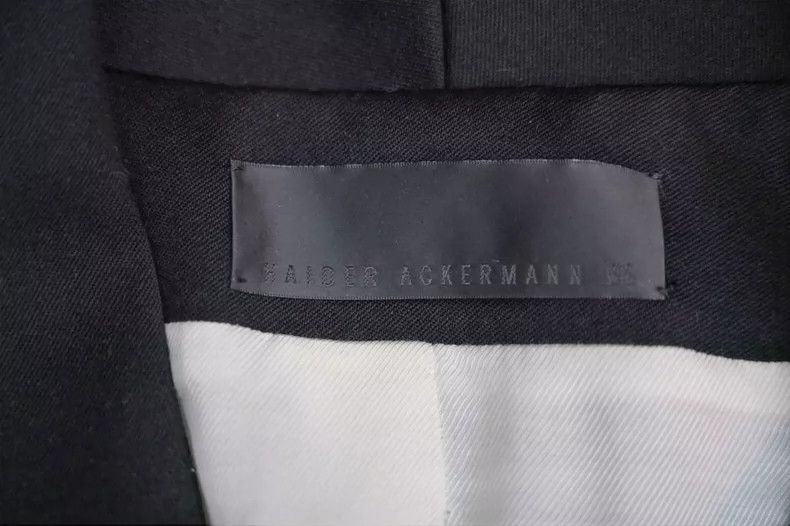 Haider Ackermann Haider Ackermann Wool embroidered long coat Size US S / EU 44-46 / 1 - 5 Thumbnail