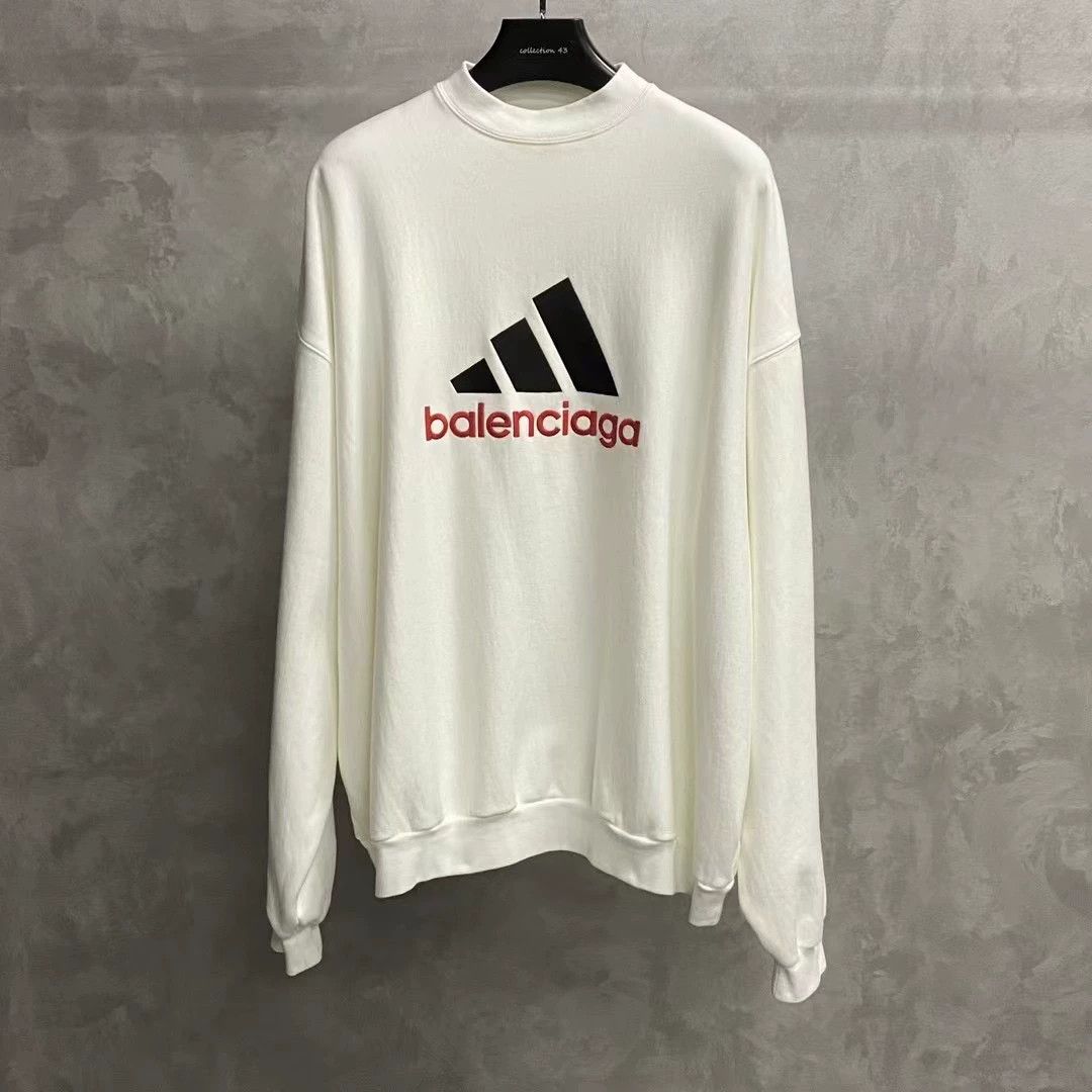 Balenciaga Balenciaga Retro Graphic White Hoodie S Men Size US S / EU 44-46 / 1 - 1 Thumbnail
