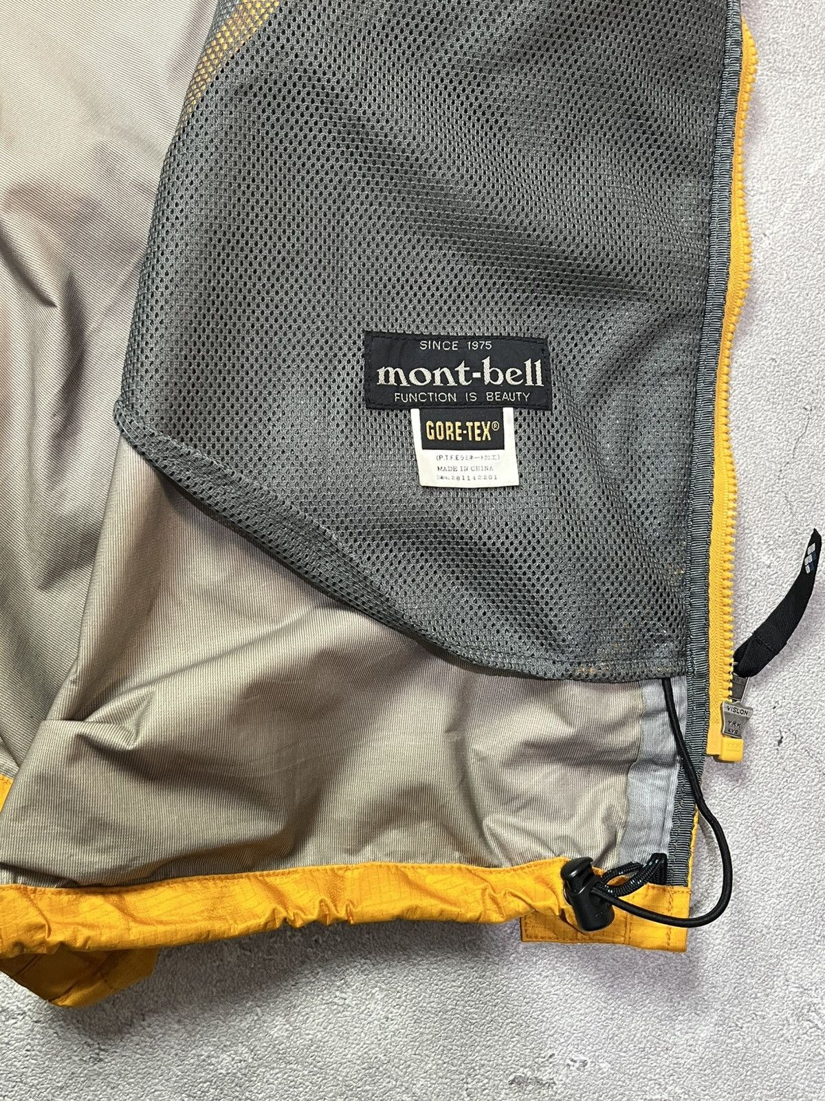 Montbell Montbell Goretex Outdoor Jacket Size US L / EU 52-54 / 3 - 9 Thumbnail