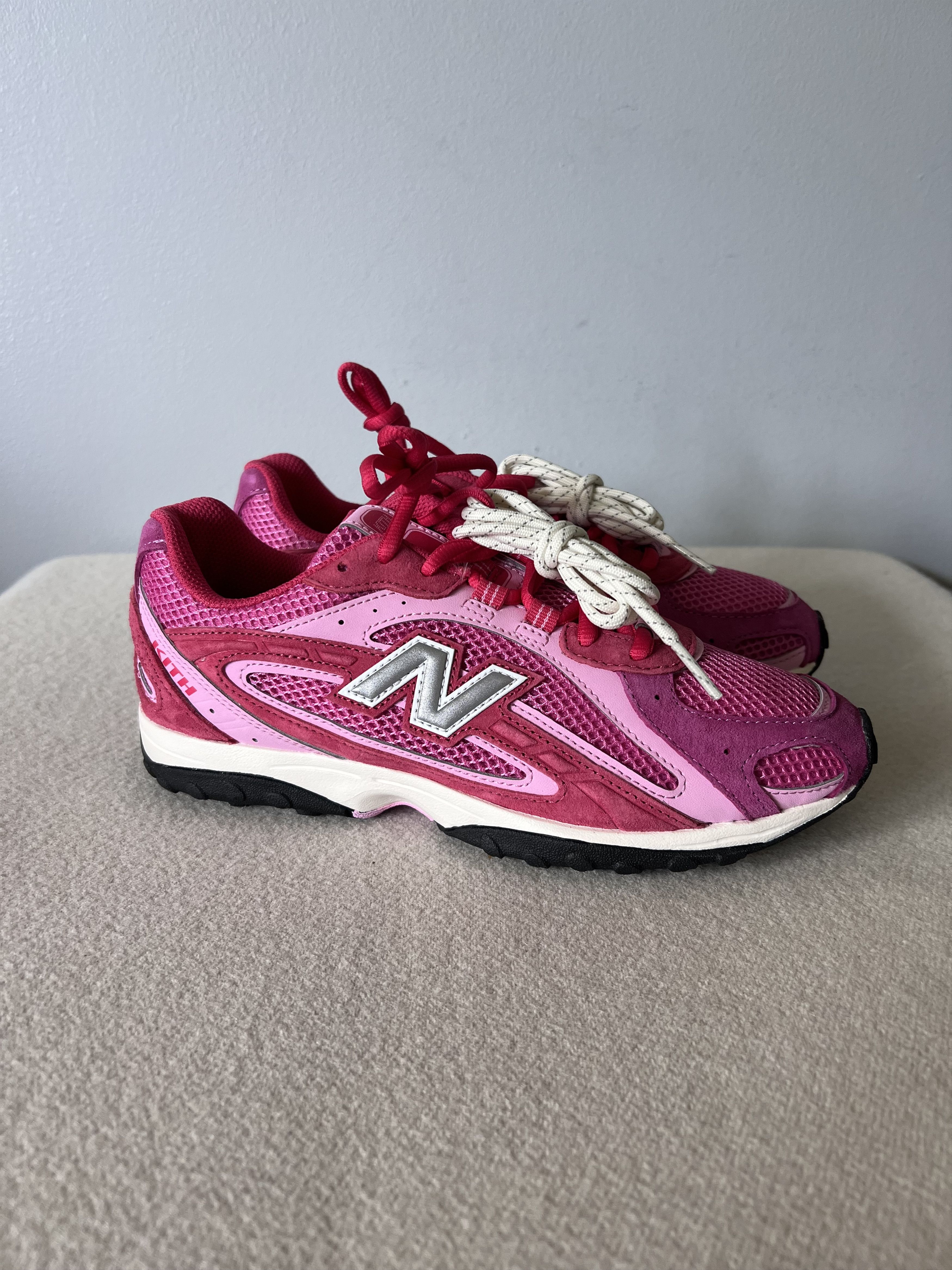 Kith × New Balance Kith New Balance 204L Sneakers in Pink Size US 5.5 / EU 38 - 1 Thumbnail