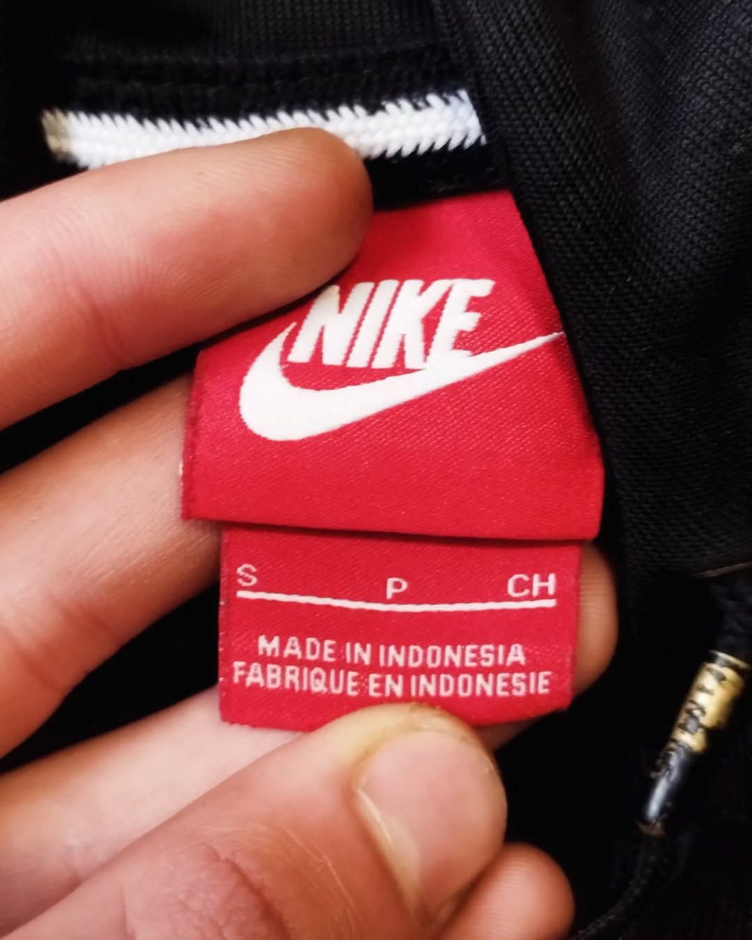 Nike Nike black for men Size US S / EU 44-46 / 1 - 3 Thumbnail