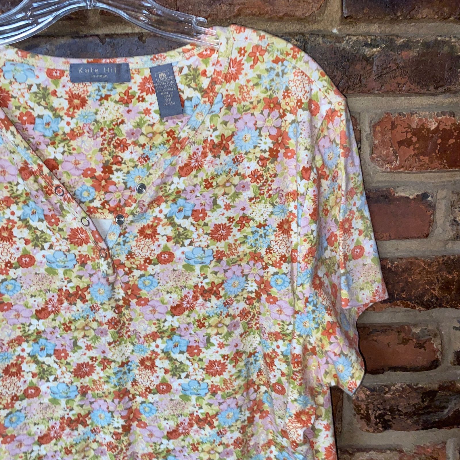Other Kate Hill Floral Short Sleeve Henley Button Top 2X Size XXL / US 16-18 / IT 52-54 - 2 Thumbnail