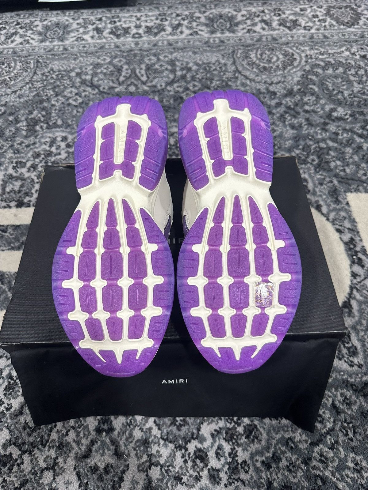 Amiri Brand New Amiri Bone Runner Size 12US/45EU Size US 12 / EU 45 - 6 Thumbnail
