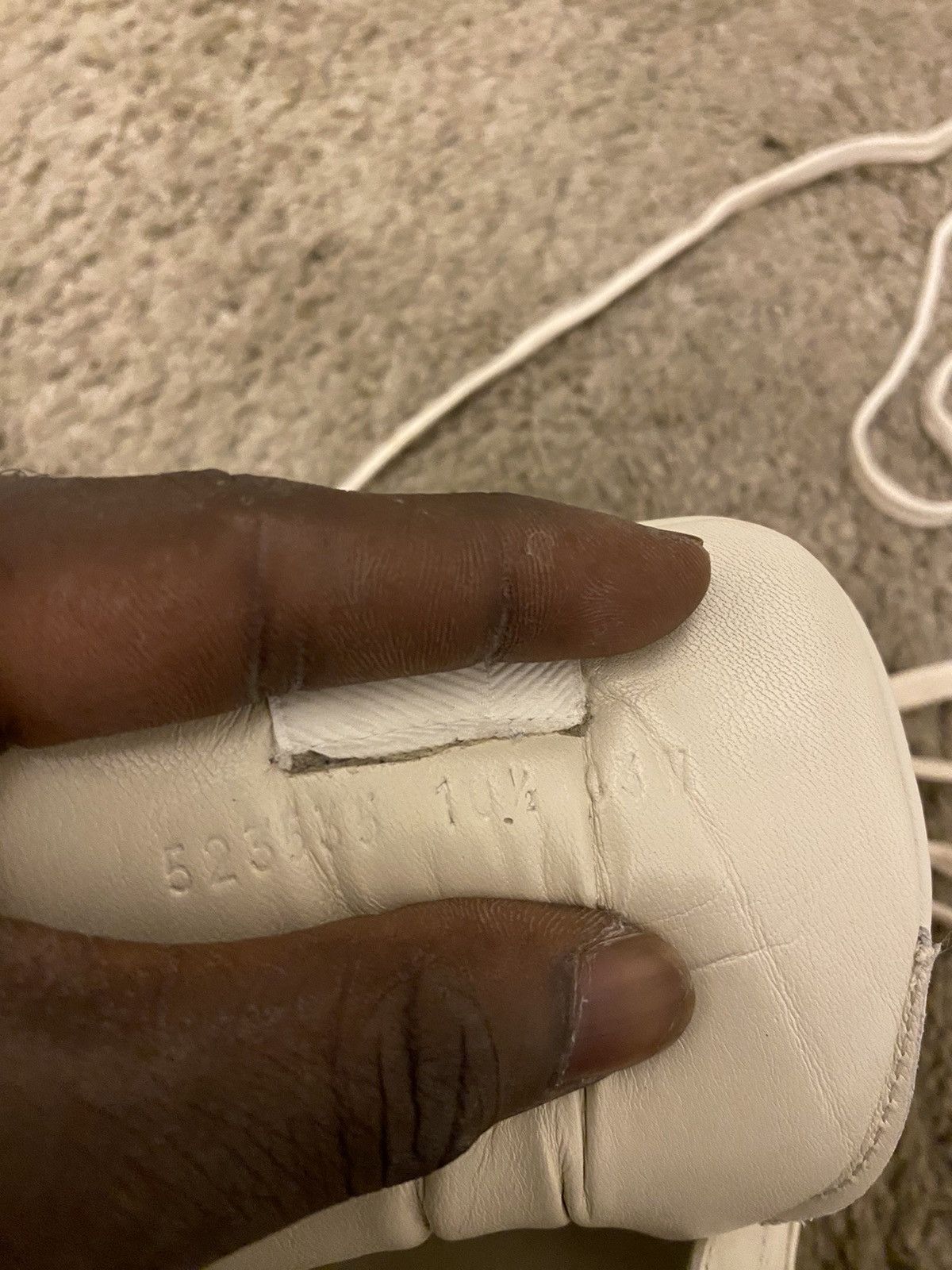 Gucci Gucci Men's White Leather Rhyton Sneaker Size US 10.5 / EU 43-44 - 14 Thumbnail