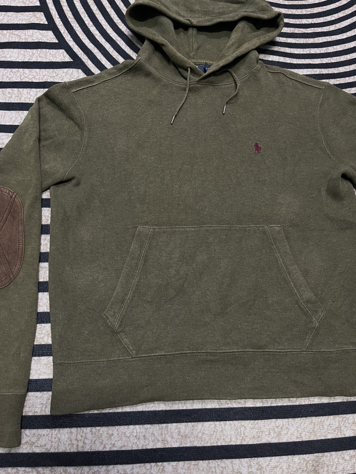 Polo Ralph Lauren 2000s POLO BY RALPH LAUREN SHEEP SUEDE ELBOW FADED HOODIE Size US M / EU 48-50 / 2 - 4 Thumbnail