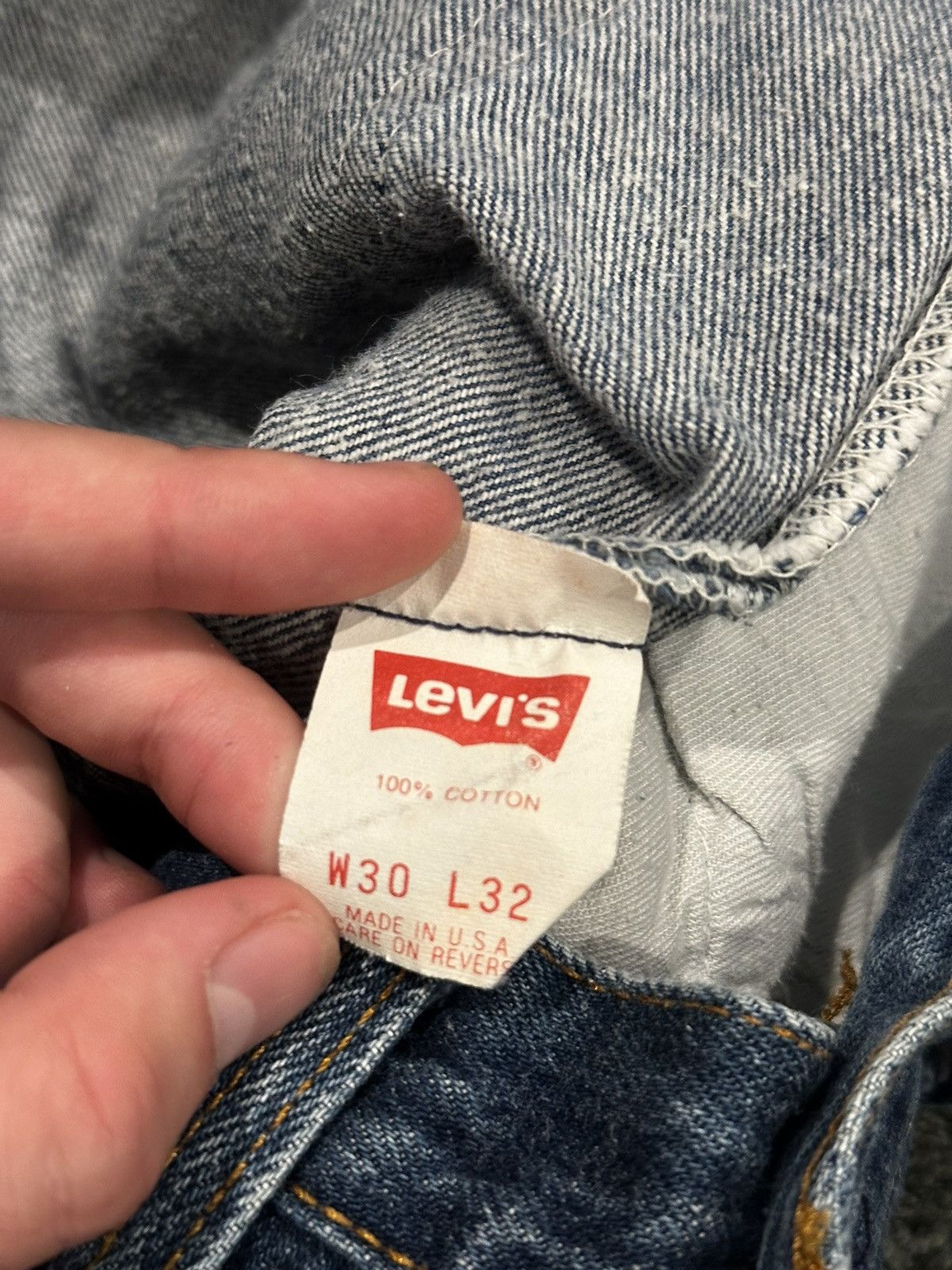 Levi's × Vintage 90’s Dark Blue Levi’s Size US 28 / EU 44 - 7 Thumbnail