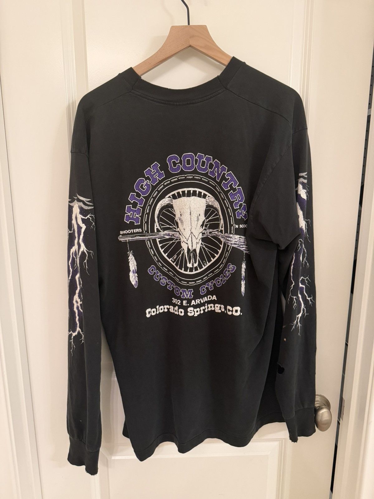 Vintage VINTAGE 90s High Country Cycles Longsleeve T-Shirt Size US XL / EU 56 / 4 - 2 Thumbnail